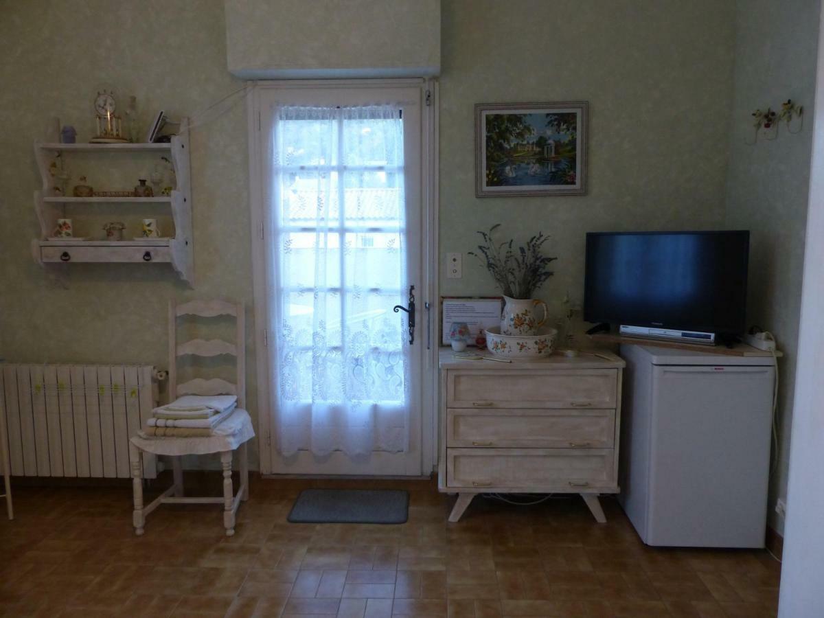 Отель L'Oustaou De Fanny E Marius Comps  Экстерьер фото